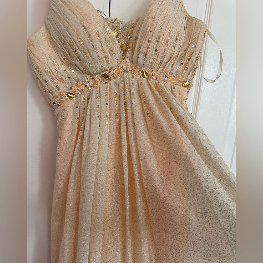 ⚡️Clearance | Final Sale ⚡️ 
Champagne Gold Sequin Prom dress - Picture 4 of 6